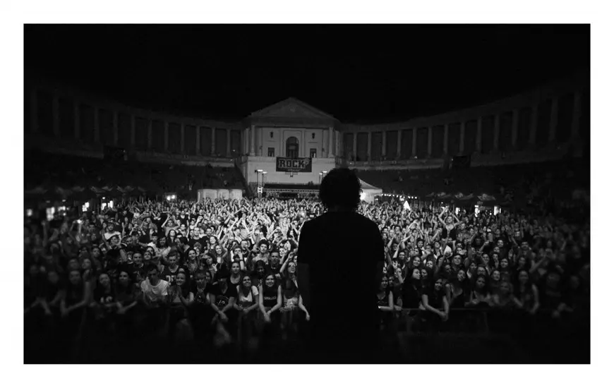 CORESPONDENȚĂ DIN MOLDOVA. Rockerii de la Chișinău care au ales limba română. Solistul trupei Alternosfera: „Dacă eu cânt în rusă, înseamnă că le promovez limba”