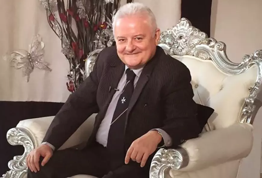 Irinel Columbeanu a lansat „Chintesența”, cel de-al treilea volum al trilogiei sale. Fostul afacerist își dorește să facă și un film