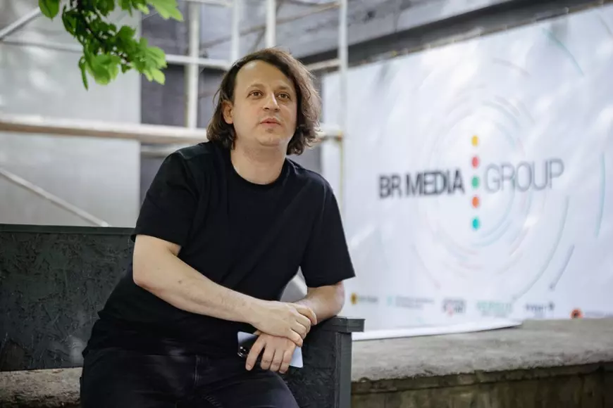 CORESPONDENȚĂ DIN MOLDOVA. Rockerii de la Chișinău care au ales limba română. Solistul trupei Alternosfera: „Dacă eu cânt în rusă, înseamnă că le promovez limba”