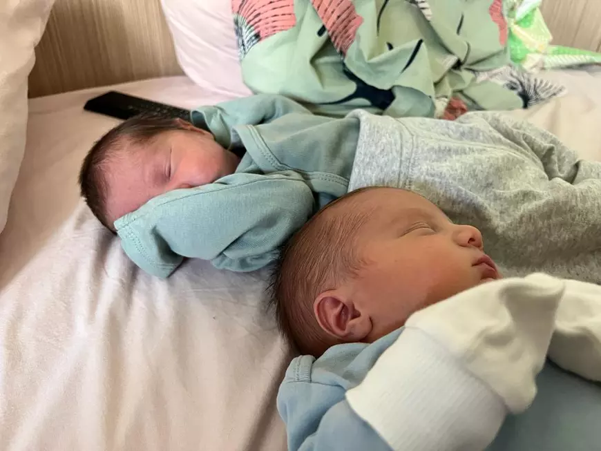 POVEȘTI CARE VINDECĂ. „Nu e vorba de modă, ci de niște proceduri avansate care te ajută să ai un copil dacă nu reușești să îl ai”. O mamă a adus pe lume trei copii prin fertilizare in vitro