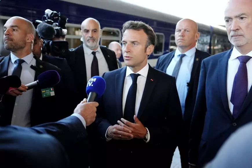 Șeful diplomației de la Kiev cere mai multe arme pentru a se ajunge la negocieri: „Putin nu este un sinucigaș. Victoria Ucrainei nu va determina un război nuclear”