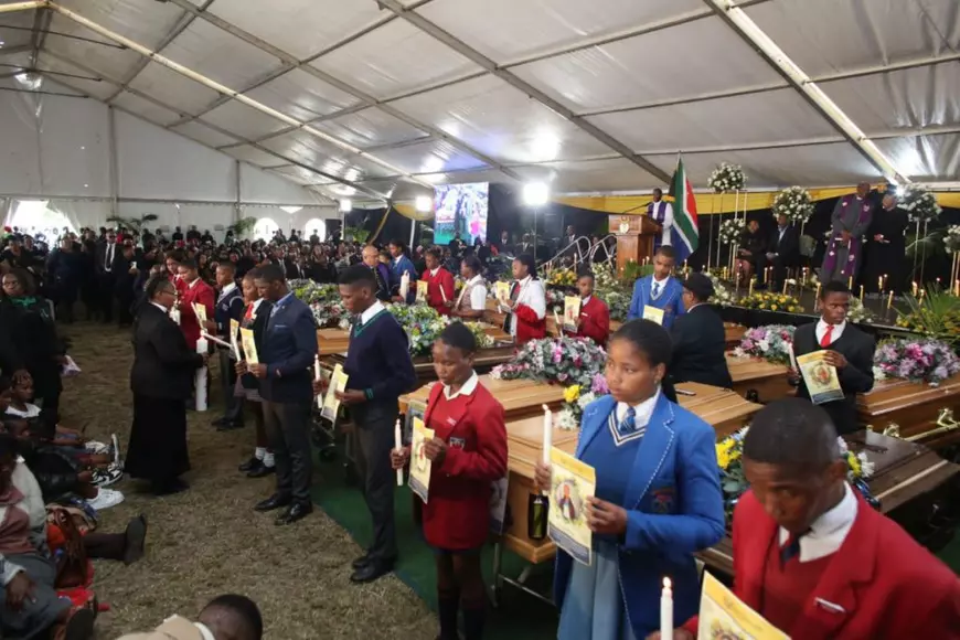 De ce au murit 21 de tineri într-un club din Africa de Sud? Misterul pe care țara încearcă să-l deslușească de două săptămâni