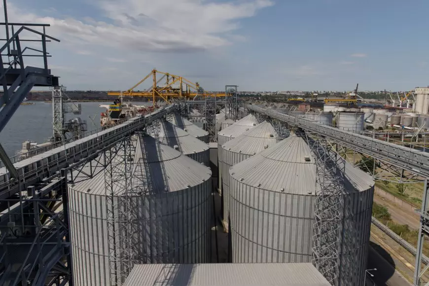 REPORTAJ de pe frontul cerealelor. Cum se exportă producția României și a Ucrainei printr-o investiție imensă