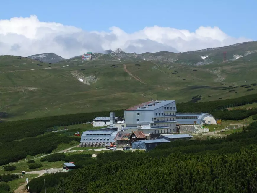 Cabane montane la altitudine din România
