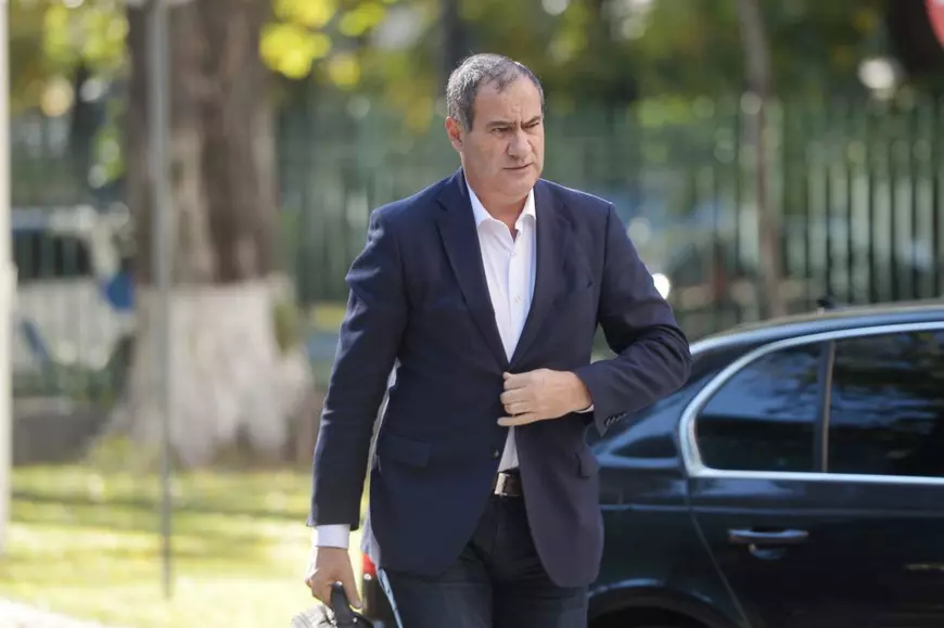 Fratele secretarului general al Guvernului, numit în CA la Autoritatea Aeronautică Civilă, după ce a lucrat doar la firma agricolă a familiei