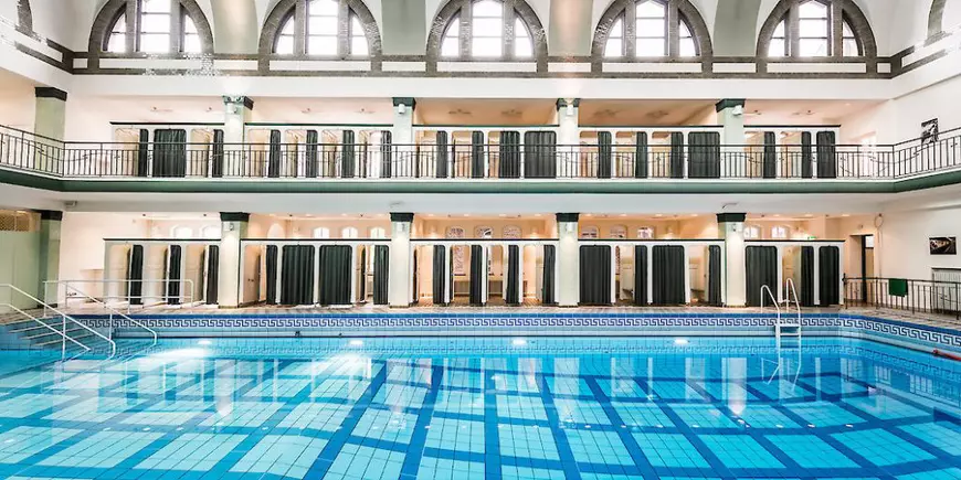 Germania raționalizează apa caldă și reduce iluminatul public, pentru a economisi energie