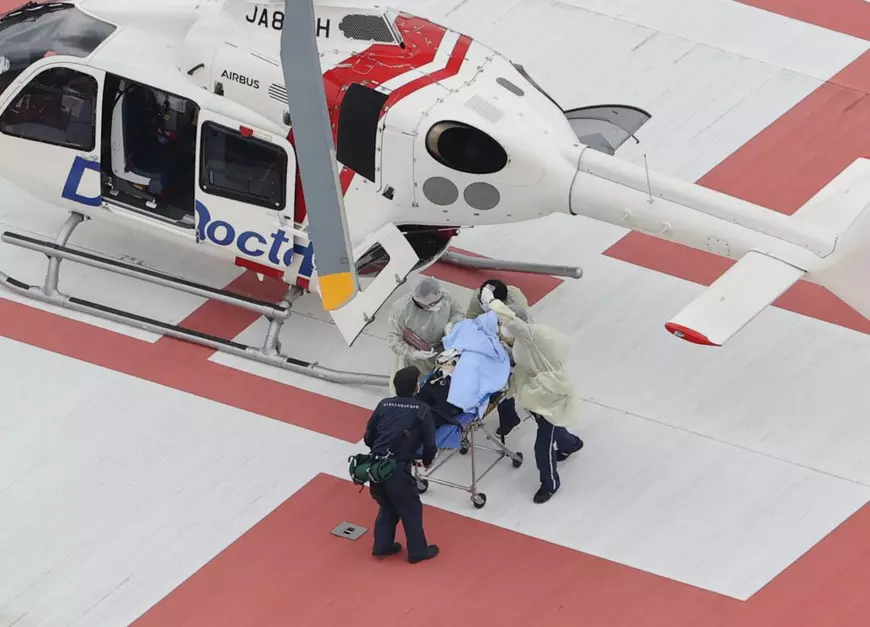 Fostul premier japonez Shinzo Abe, împușcat de două ori în timp ce susținea un discurs. Momentul atacului - VIDEO