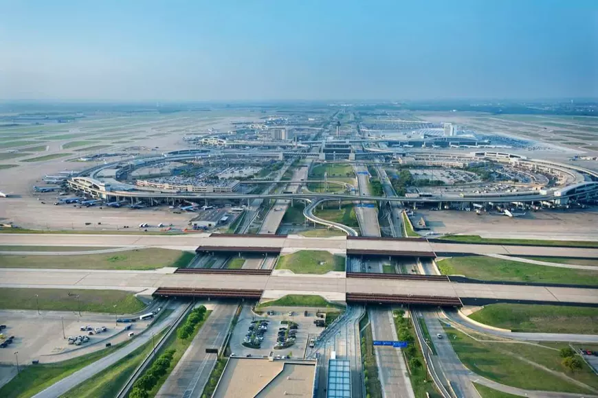 10 cele mai mari aeroporturi din lume în 2022