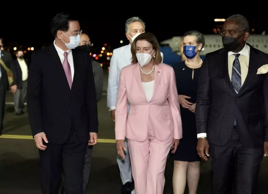 Nancy Pelosi a plecat din Taiwan, controversele rămân. Mesajul transmis în timpul vizitei și reacția Chinei