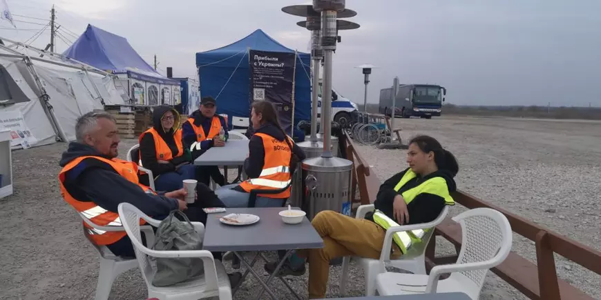 INTERVIU. Activist din Chișinău, despre refugiații romi: „Stau separat, în condiții mult mai proaste. Nici organizațiile religioase nu-i cazează”