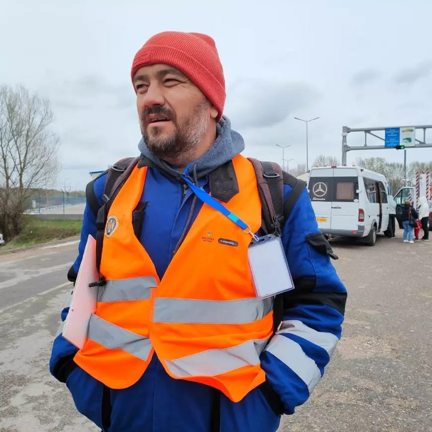 INTERVIU. Activist din Chișinău, despre refugiații romi: „Stau separat, în condiții mult mai proaste. Nici organizațiile religioase nu-i cazează”