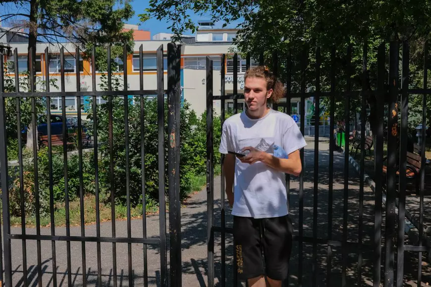 A doua zi a Bac-ului de toamnă. „Ce ați făcut ca să compensați pierderile din școala online?”. „Meditații”