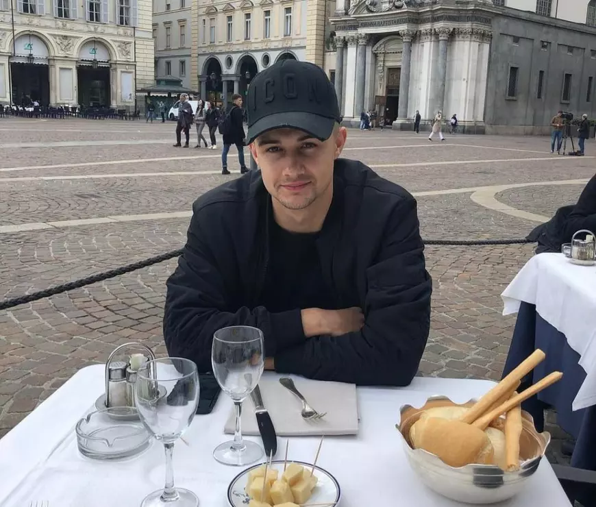 Viața unui basarabean mutat în vara anului trecut la Sfântu Gheorghe: „Noi, moldovenii, suntem mai omenoși, mai simpli decât românii”. Stă în casa unei cunoscute scriitoare