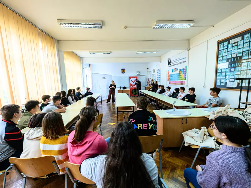 Educație ecologică prin board game creativ pentru elevii din Timișoara