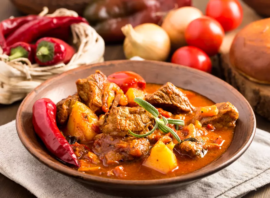 Foods to eat in Hungary - goulash