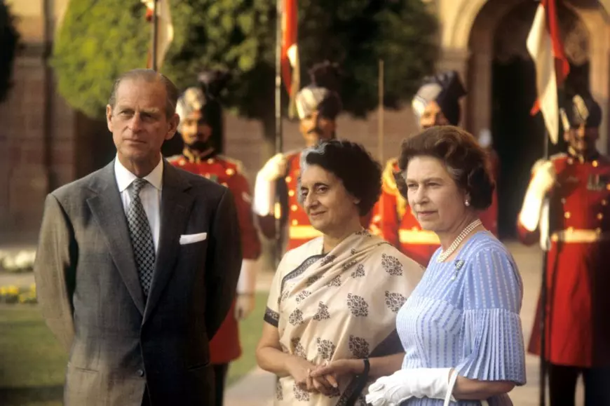 Regina Elisabeta a II-a. Mari întâlniri cu liderii lumii: de la Tito la Indira Gandhi, Papa Ioan Paul al II-lea, Gorbaciov sau Nicolae Ceaușescu