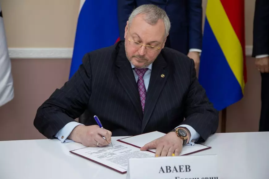 „Părintele” Lukoil, ultimul nume pe o listă lungă de morți suspecte în Rusia, de la începutul invaziei din Ucraina