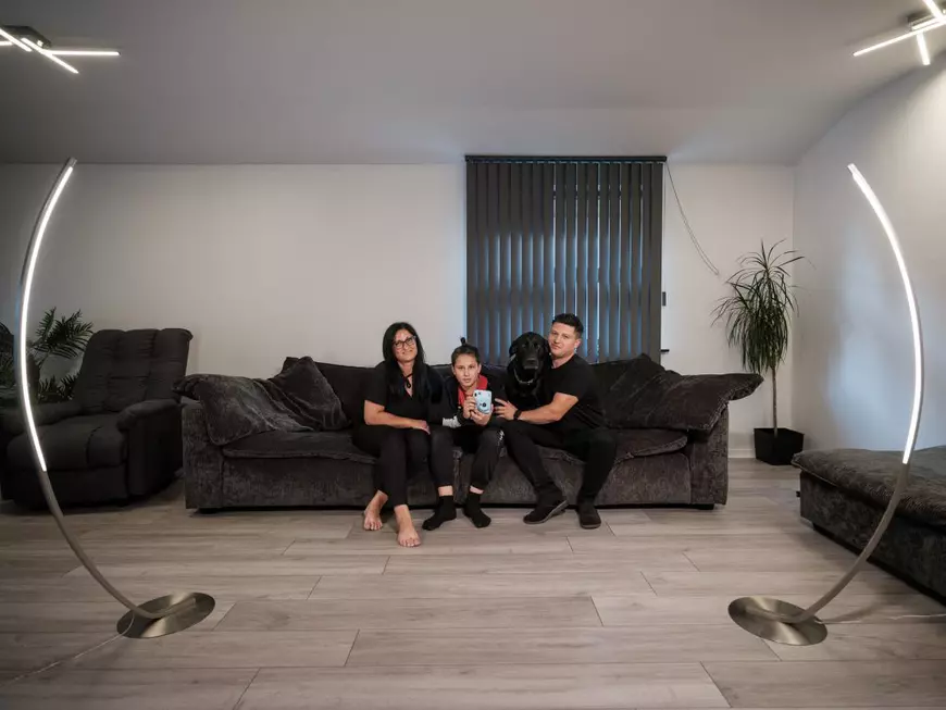 REPORTAJ din diaspora. Ultimul salariu pe care l-a câștigat ca profă în România a fost de 1.200 de lei, iar primul salariu ca femeie de serviciu în Danemarca a fost de 2.000 de euro. Acum e profesoară în cel mai nordic oraș danez