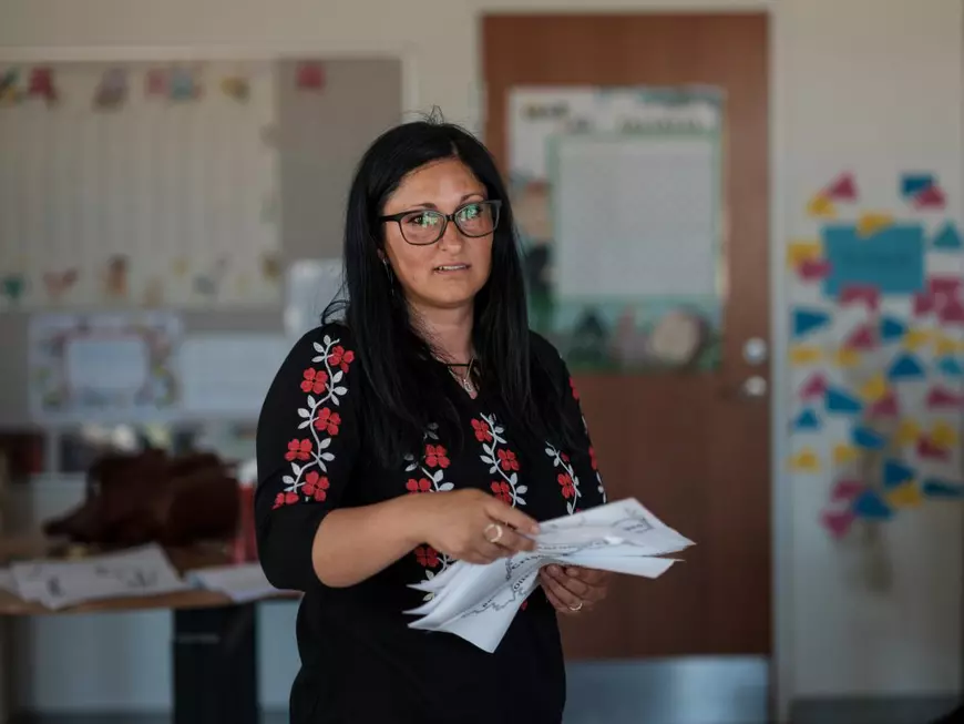 REPORTAJ din diaspora. Ultimul salariu pe care l-a câștigat ca profă în România a fost de 1.200 de lei, iar primul salariu ca femeie de serviciu în Danemarca a fost de 2.000 de euro. Acum e profesoară în cel mai nordic oraș danez