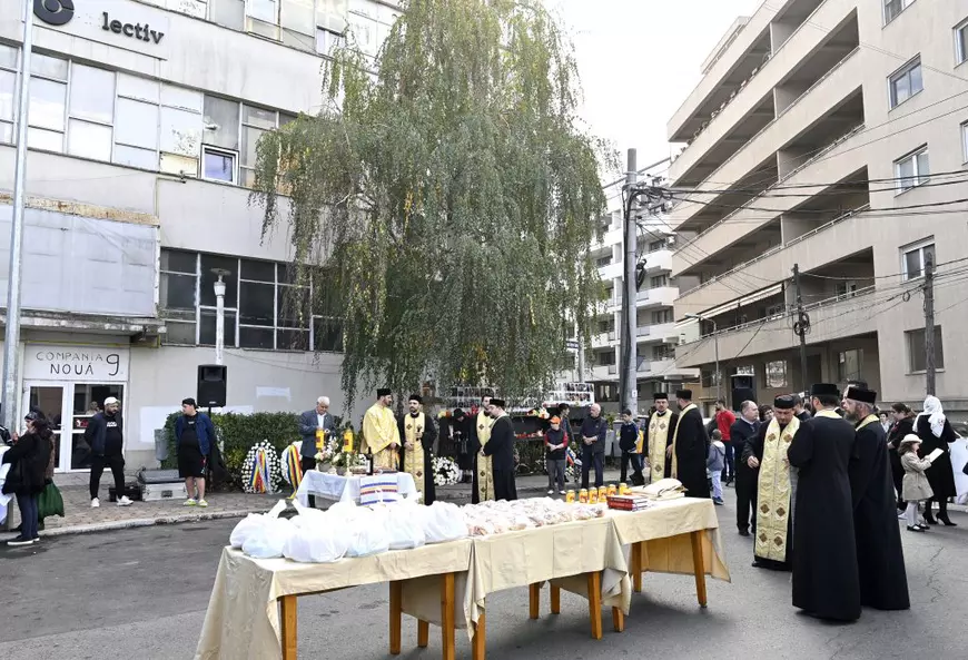 Două slujbe de pomenire, oficiate duminică în memoria victimelor de la Colectiv, la 7 ani de la tragedie