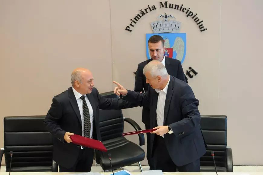 Rețeta prin care un om de afaceri italian a dat de mai multe ori milioane de euro mită pentru contracte cu statul și a scăpat până acum