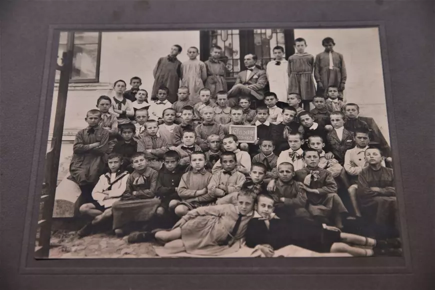 Cum au arătat primele reforme ale educației din România. Istoric ieșean, despre vremurile în care învățătorul era „elementul esențial al satului”