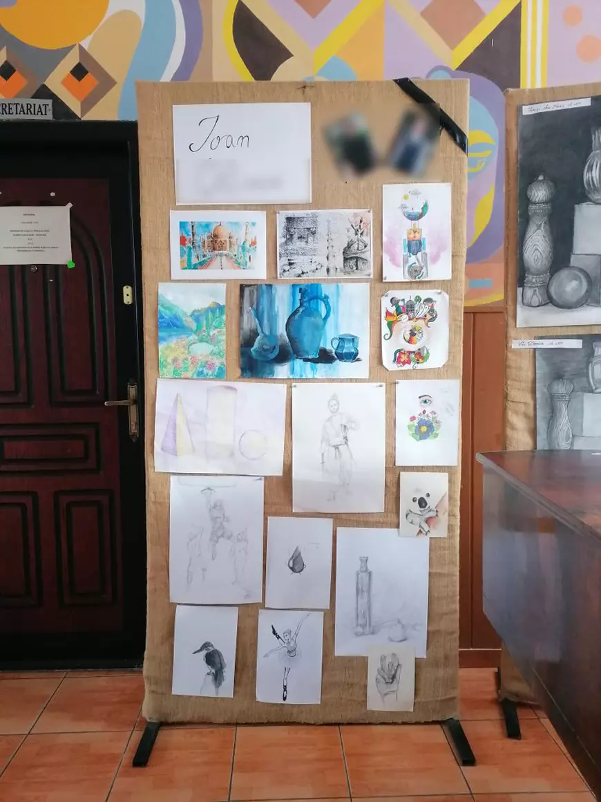 CAZUL DIN DROBETA. Preotul s-a opus ca fiul să participe la consilierea psihologică de la școală, băiatul de 13 ani s-a sinucis și vina a fost aruncată pe „despărțirea de prietenă”. Ce a urmat