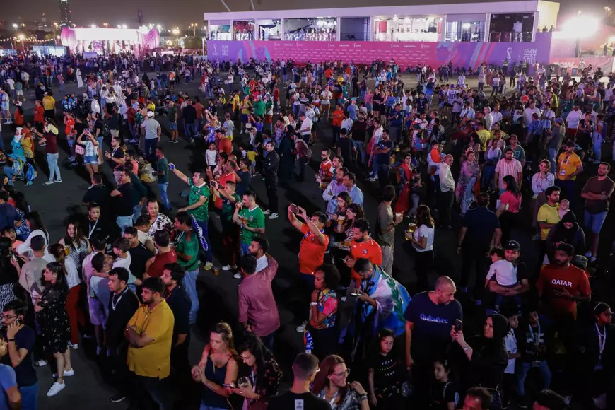 Testul Qatar: ce înseamnă pentru țara arabă găzduirea Cupei Mondiale, după 12 ani de pregătiri și controverse
