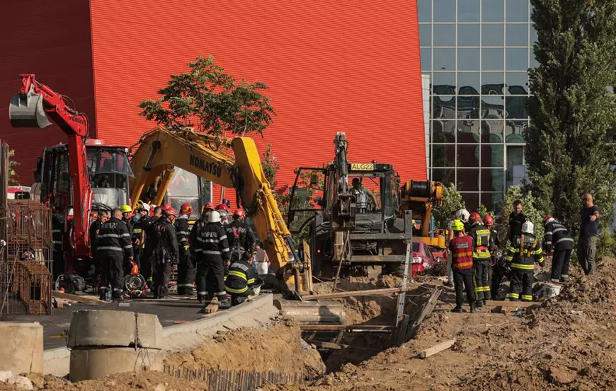 România revocărilor de formă: șeful din Primăria Sectorului 3 schimbat după ce doi muncitori au murit sub un mal de pământ, revenit la conducerea altei firme a primăriei