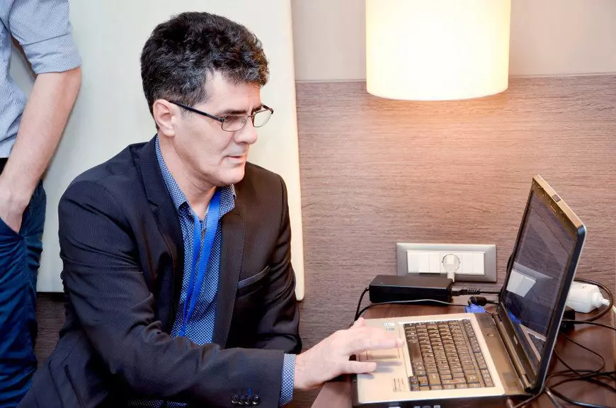 „Nu se mai moare, ca pe vremuri, dacă spui adevărul”. Un funcționar a dezvăluit corupția din sistem și a fost dat afară. Și-a găsit dreptatea după 11 ani