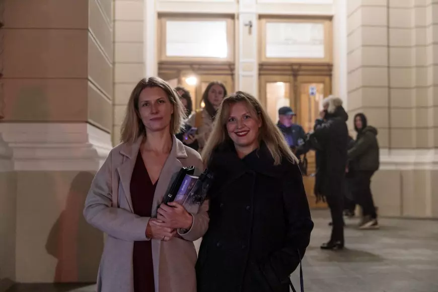 Am fost la un spectacol de operă la Odesa. Întârziat cu aproape o oră din cauza unei alarme de atac aerian, când artiștii și publicul au mers în adăpost 