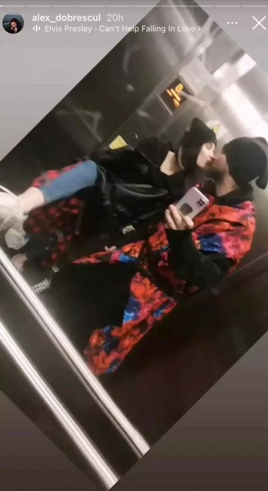 Cine este femeia cu care fostul iubit al Cristinei Cioran s-a sărutat în lift. Alexandru Dobrescu pare că vrea să își refacă viața