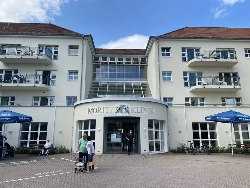 Medicii dintr-o clinică din Germania unde merg la tratament supraviețuitori ai Colectiv: „Pur și simplu statul român i-a lăsat singuri”