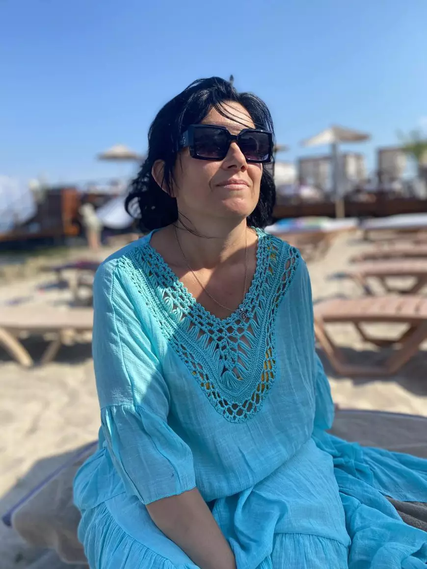 Rudele celor care și-au dat viața pentru alții, în război, vorbesc publicului din România despre ei: „Mama m-a acoperit cu corpul ei, la bombardament”
