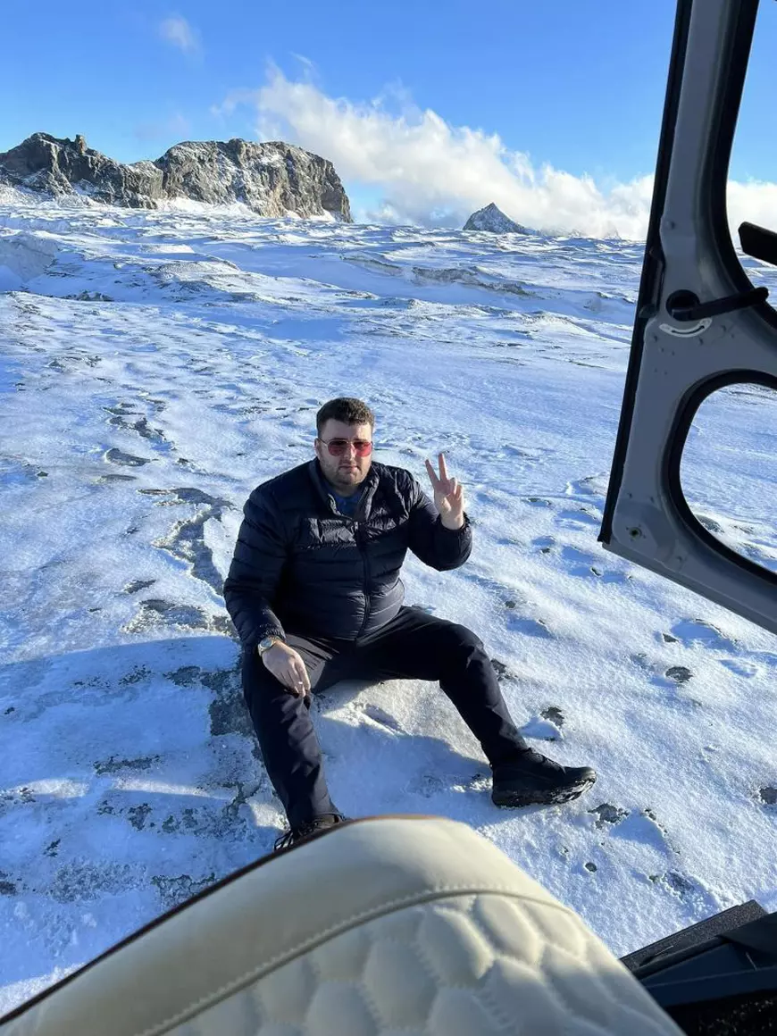 Ce s-a întâmplat cu polițistul care i-a dat uniforma și mașina de serviciu milionarului Victoraș Micula, să se plimbe „prin oraș, după domnișoare”