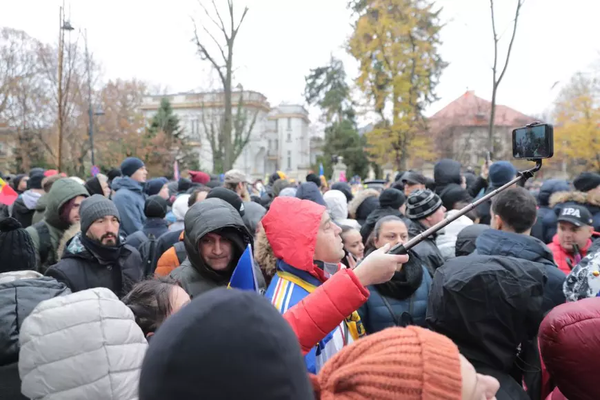 Reportaj de la parada de Ziua Națională. „A doua noastră casă!”, spun muncitorii străini. Român: „Îmi iubesc țara, dar nu conducătorii”