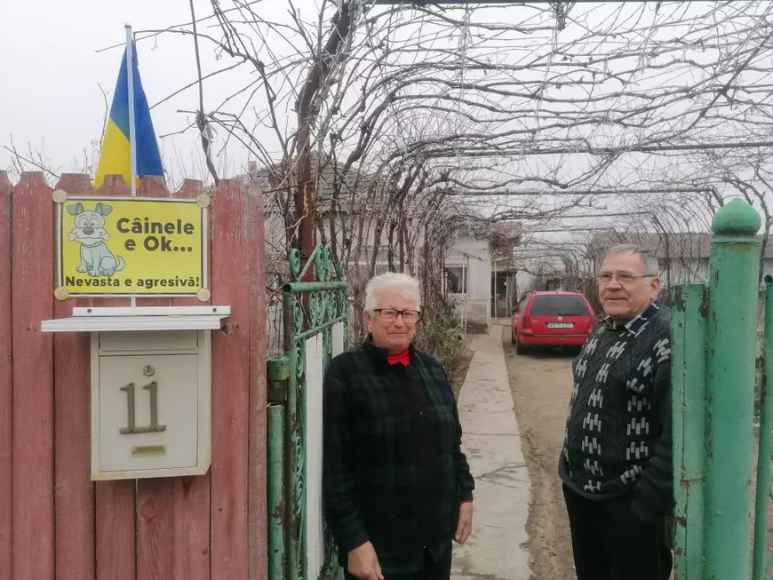 Reportaj. Ce a mai rămas din Sărbătorile de iarnă la Paris, în județul Olt: tradițiile, înlocuite de video call-uri cu copiii din străinătate. „E pustiu Parisul”