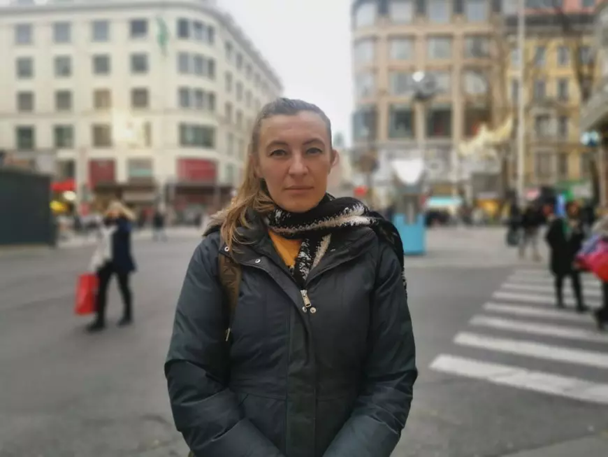 CORESPONDENȚĂ DIN AUSTRIA. Expertă de origine română din Viena: „Boicotul e justificat, Nehammer reacționează doar la demonstrații de forță. Românii trebuie să înceteze cu atitudinea umilă!”