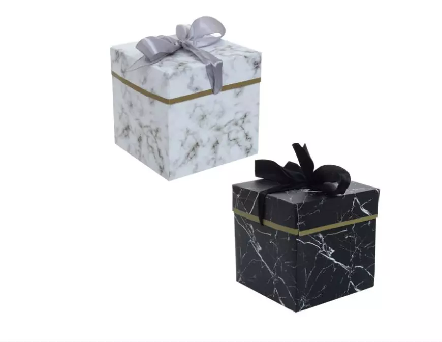 set de două cutii de cadou