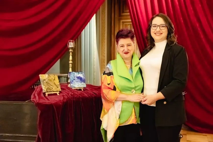 Picturile unei paciente cu scleroză multiplă arată cum se simte boala pentru cei care suferă de ea: „Este neputința noastră de a ne exprima în cuvinte”
