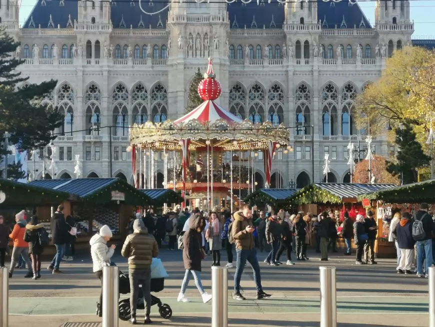 CORESPONDENȚĂ DIN VIENA: De 15 ori mai mulți imigranți ilegali vin prin Croația, față de câți intră prin România