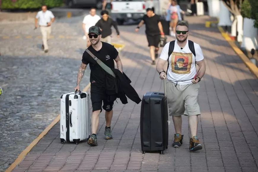 Cătălin Bordea și Nelu Cortea la „America Express”. Prin ce au trecut: „Am stat într-o casă bântuită, dar și la un preot exorcist”