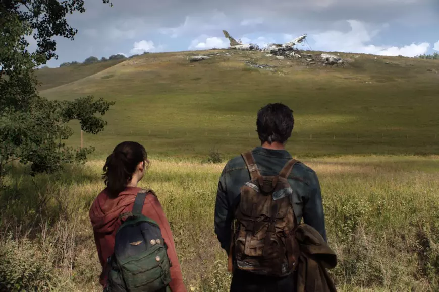 Una dintre cele mai tari serii TV ale lui 2023 a ajuns în România: „The Last of Us”. Ce va rămâne din noi la sfârșitul lumii
