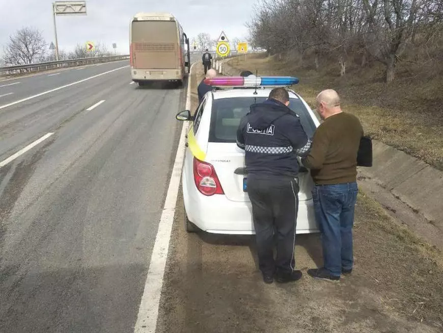 Proteste în Chișinău, organizate de partidul pro-rus ȘOR. Manifestanții, unii aduși cu autocarul, au cerut demisia Guvernului