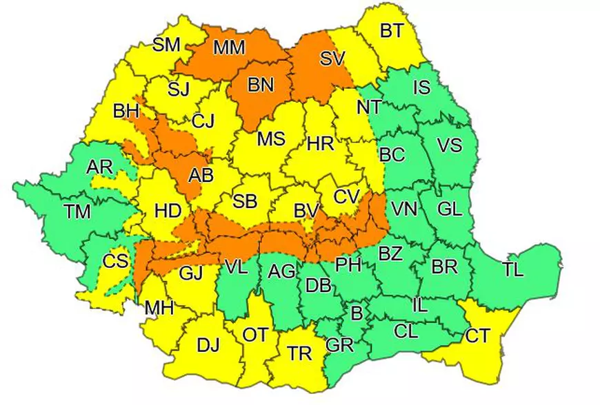 Avertizări cod portocaliu și cod galben de ninsori și viscol, până duminică. Care sunt zonele vizate