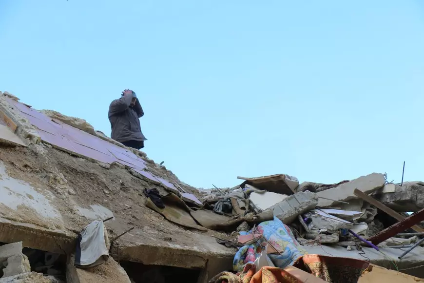 EXCLUSIV. Cinci sirieni vorbesc despre durerea și disperarea din țara lovită de cutremur și măcinată de război. „Singuri în fața dezastrului”