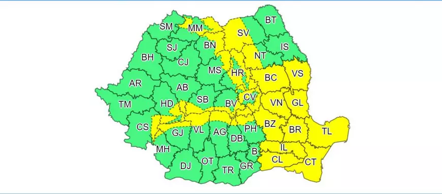 Efectele viscolului în țară: Zeci de drumuri închise, oameni blocați în zăpadă și localități fără electricitate