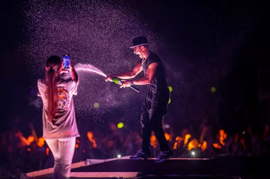 ­­­Cum arată soția lui Armin van Buuren. Poveștile de dragoste ale celor mai cunoscuți artiști și DJ-i de la UNTOLD și Neversea