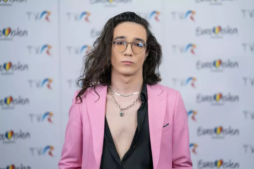 Interviu cu Theodor Andrei, reprezentantul României la Eurovision 2023, care susține Bacalaureatul anul acesta: „Primele mele melodii originale au fost subiect de batjocură în școală”