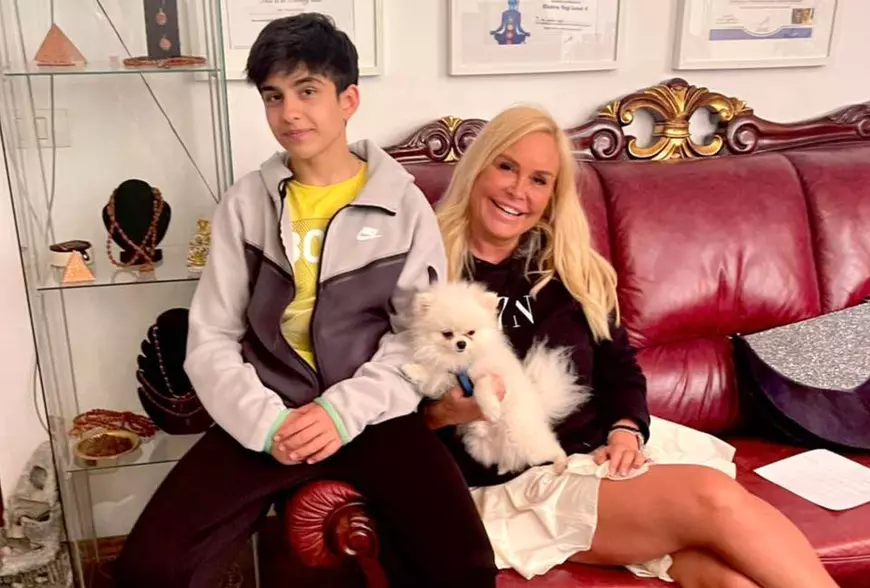 Vica Blochina și Edan, fiul ei